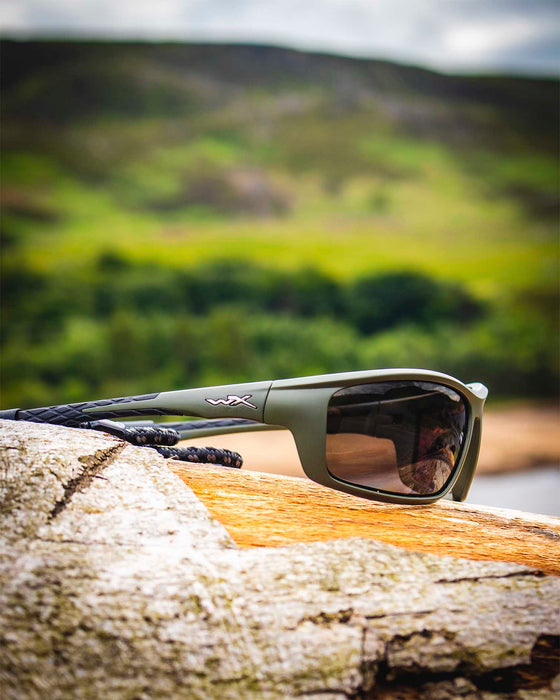 Green WX Grid glasses with polarized CAPTIVATE™ lenses - Wiley X
